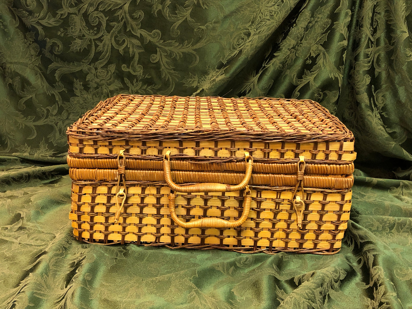 Picnic Hampers (hamper only)